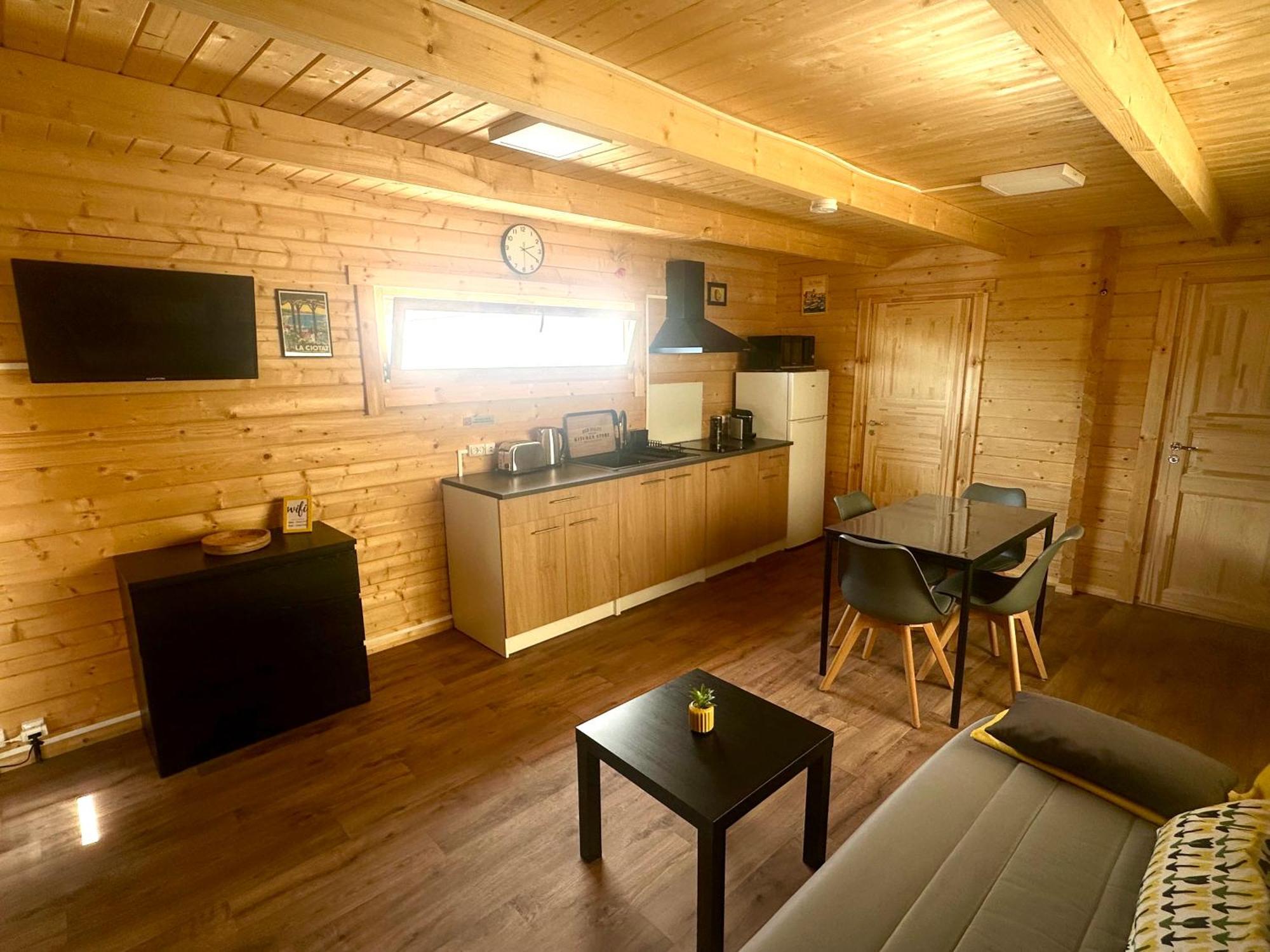 Chalet Ceyrenite Ceyreste Kültér fotó